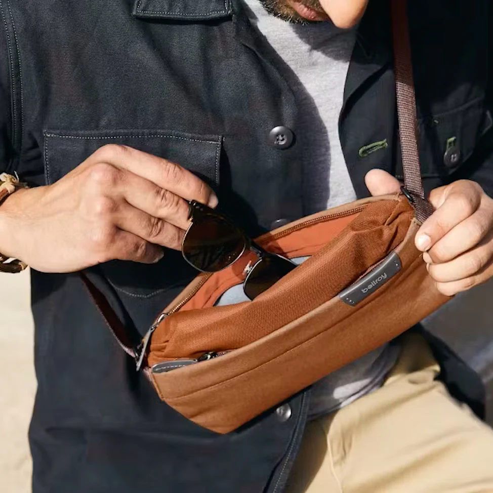 Bellroy Sling Mini 4L, Hot Sauce - Image 8