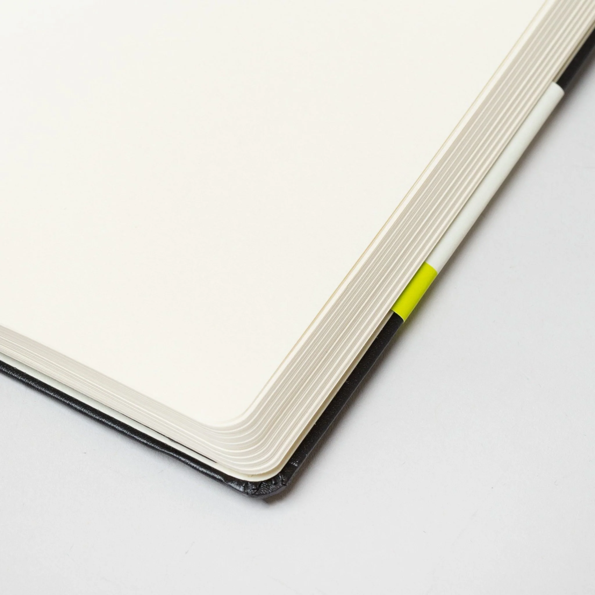 Moleskine Classic, Pocket (Hardcover) - Image 4