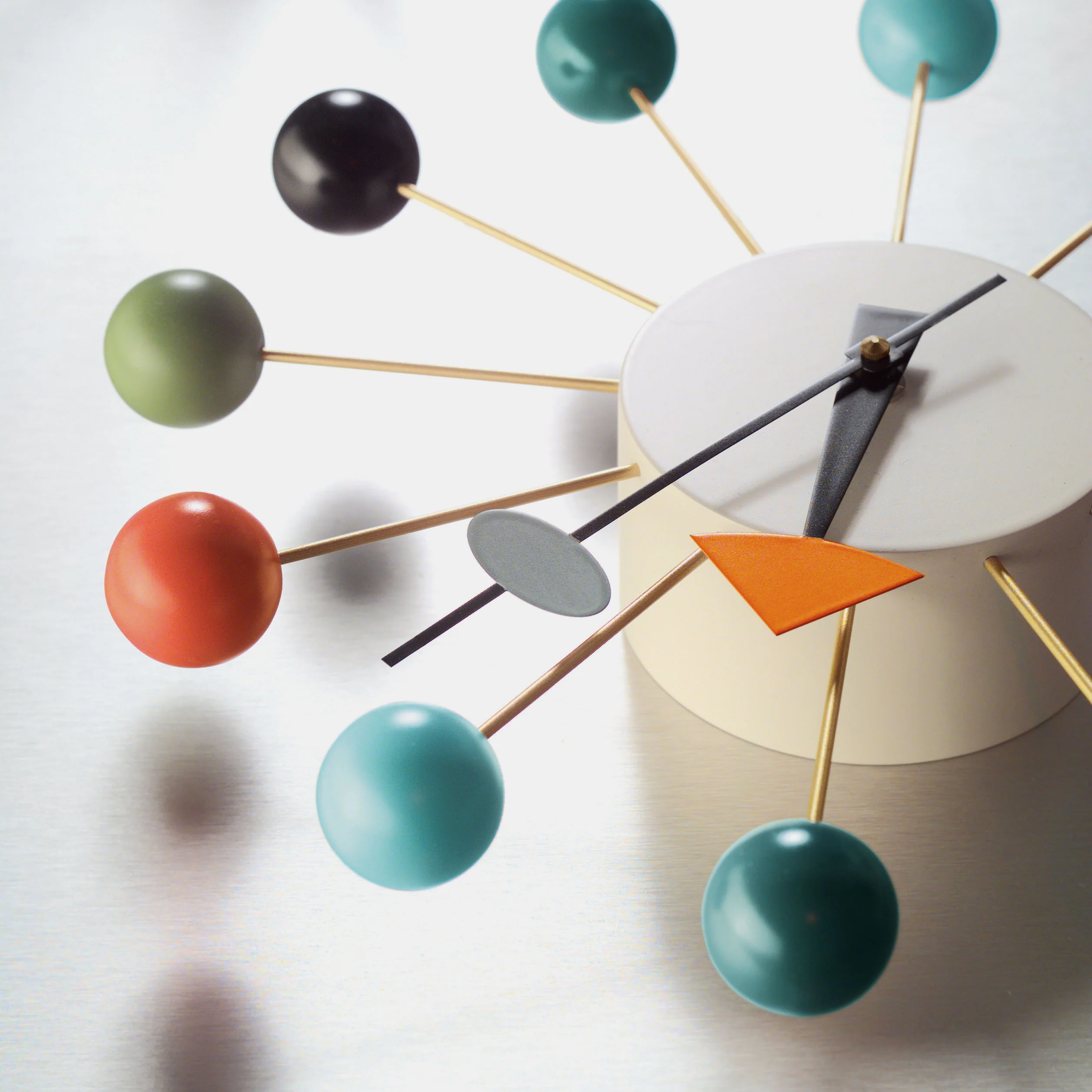 Vitra Ball Clock - Image 4